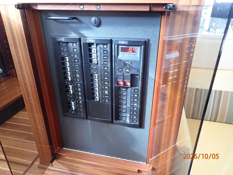 Slide: The Image of 34' Nordic Tugs electrical panel1 - 8136907