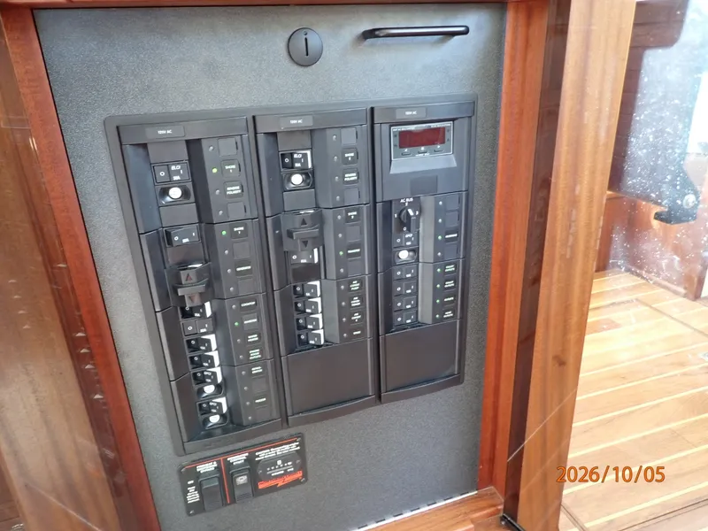 Slide: The Image of 34' Nordic Tugs electrical panel2 - 8136908