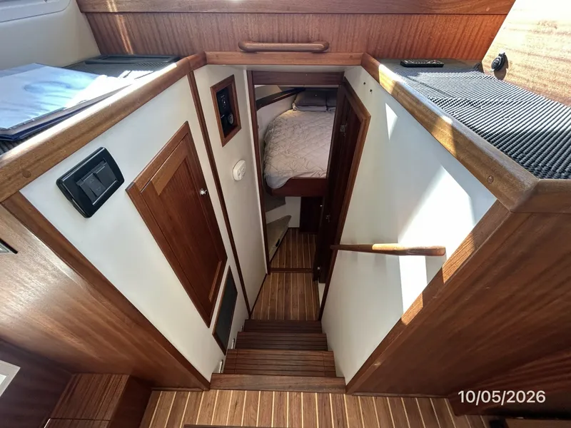 Slide: The Image of 34' Nordic Tugs companionway - 8136906