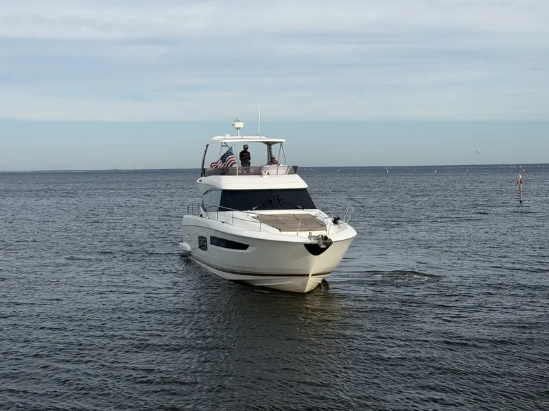 Slide: The Image of Prestige 55 Fly 2015 - 8138656