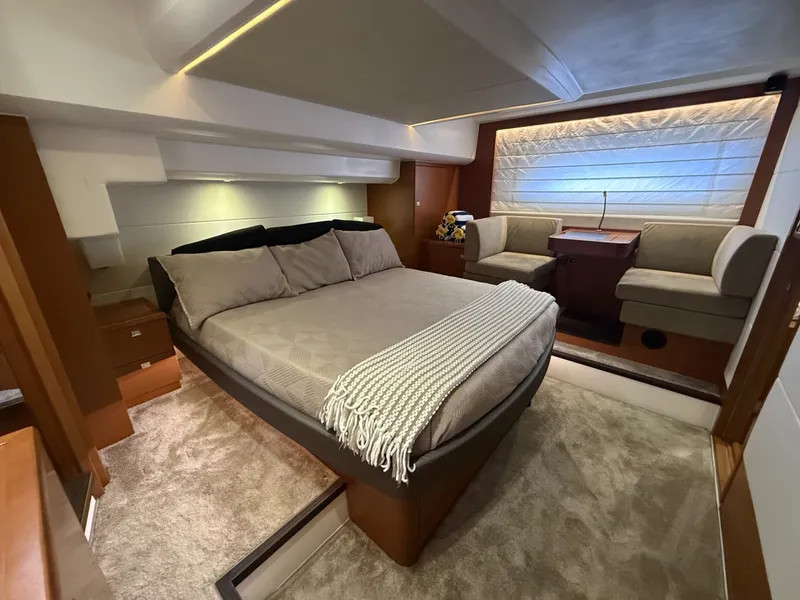 Slide: The Image of Prestige 55 Fly 2015 - 8138673