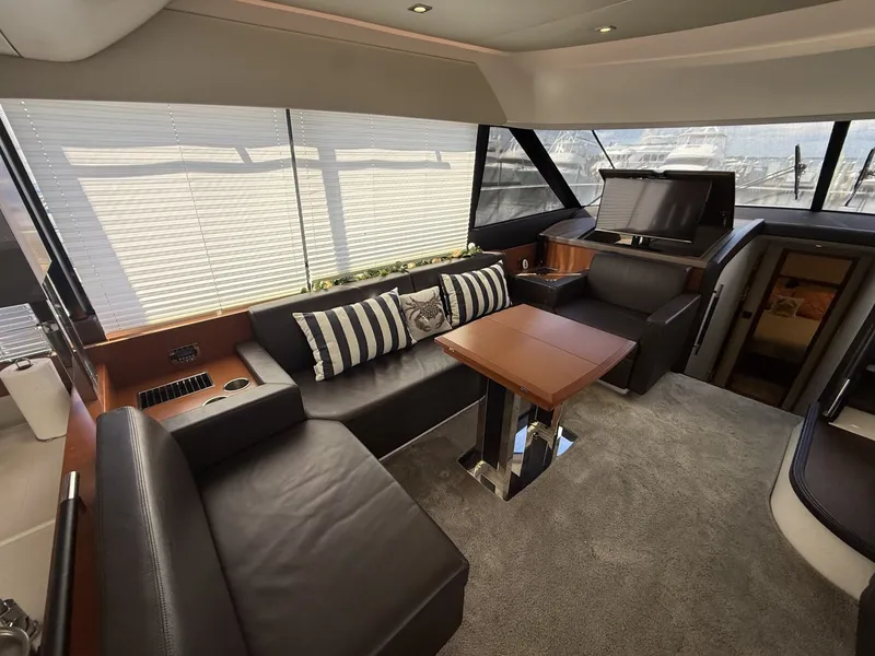 Slide: The Image of Prestige 55 Fly 2015 - 8138687