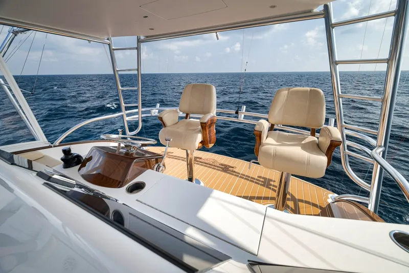 Slide: The Image of Jarrett Bay 56 2022 - 8140240