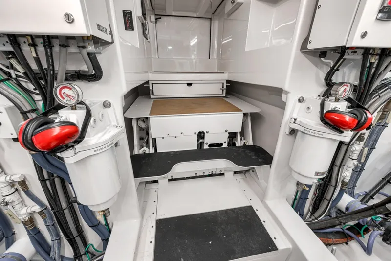 Slide: The Image of Jarrett Bay 56 2022 - 8140250