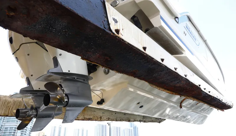 Slide: The Image of Boston Whaler 320 Vantage 2016 - 8140511