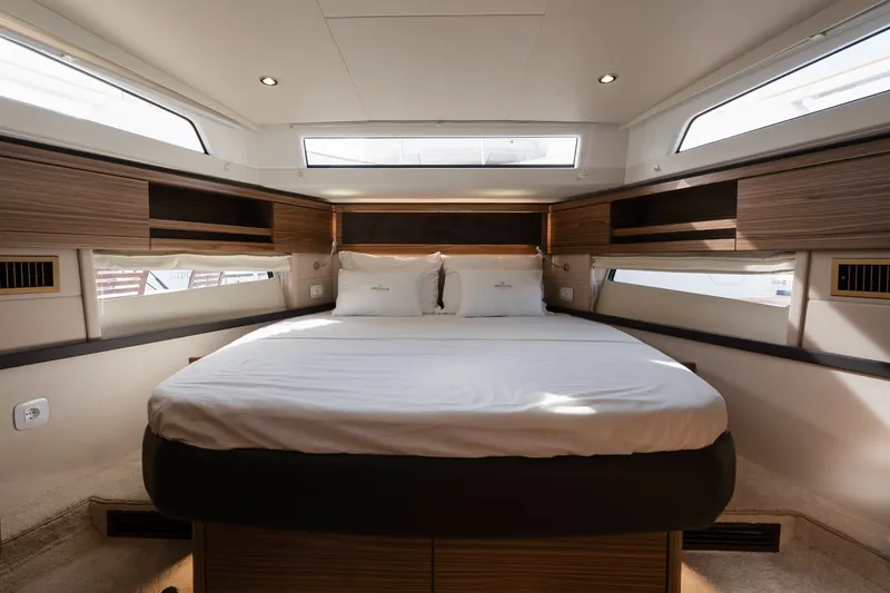 Slide: The Image of Greenline 50 Coupe 2027 - 8143125