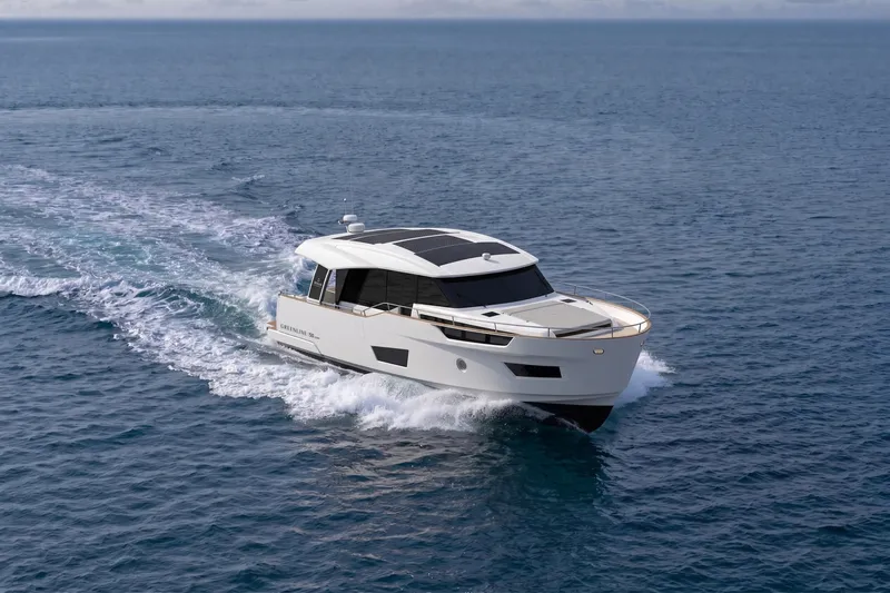 Slide: The Image of Greenline 50 Coupe 2027 - 8142630