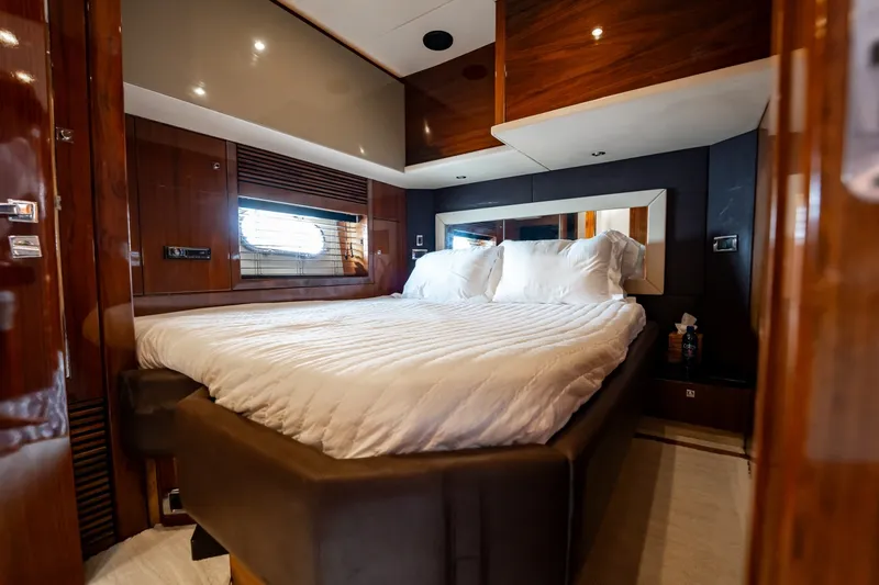 Slide: The Image of Sunseeker Predator 84 2009 - 8143339