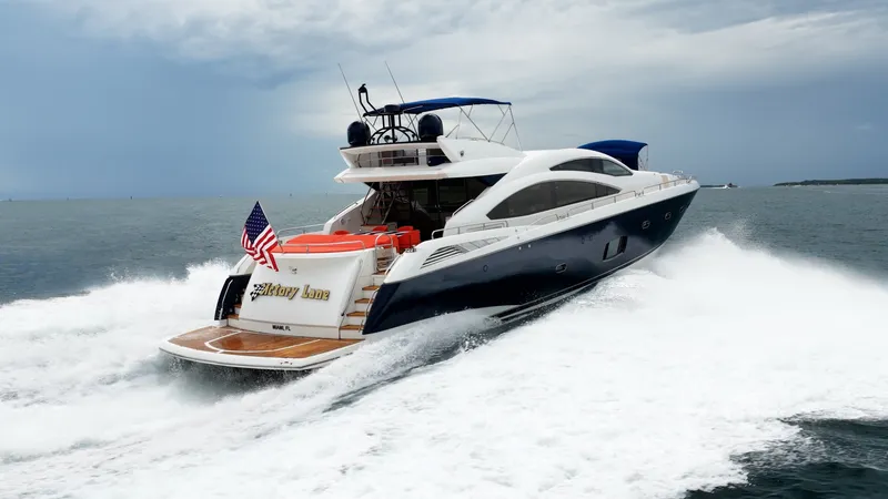 Slide: The Image of Sunseeker Predator 84 2009 - 8143293