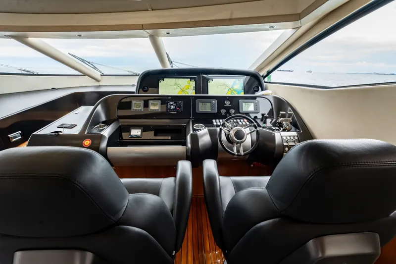 Slide: The Image of Sunseeker Predator 84 2009 - 8143322