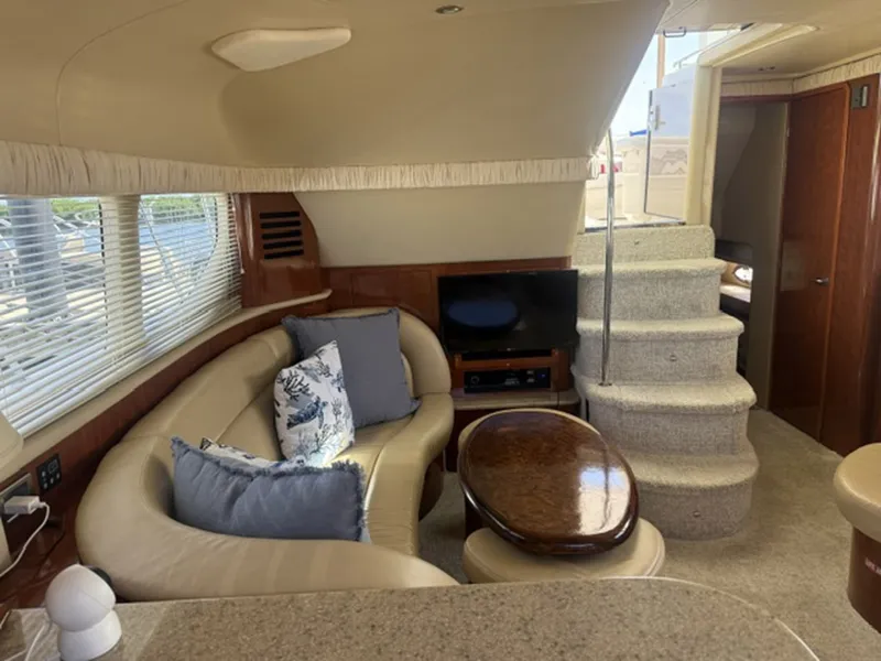 Slide: The Image of Sea Ray 390 Motor Yacht 2004 - 8144292