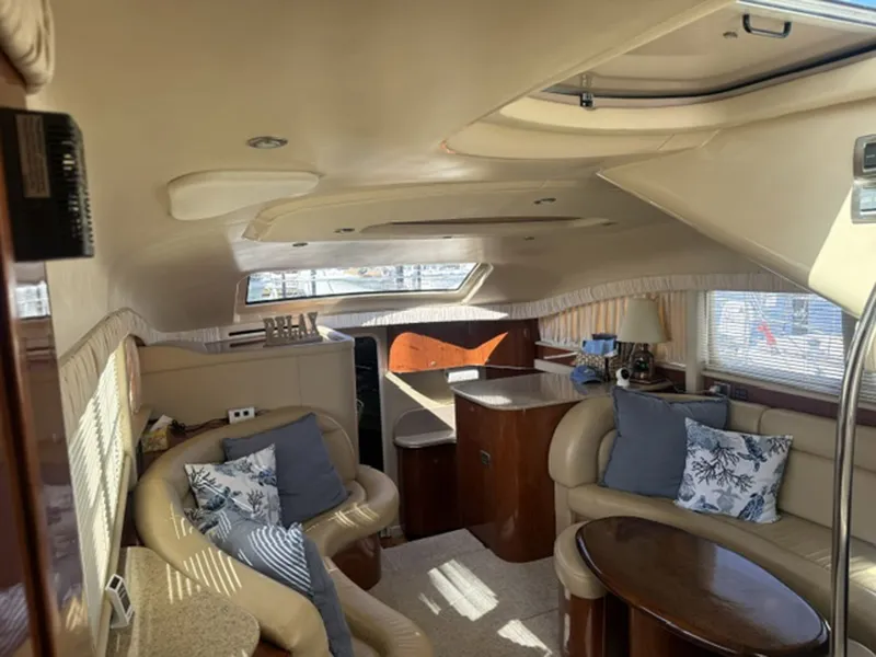 Slide: The Image of Sea Ray 390 Motor Yacht 2004 - 8144304