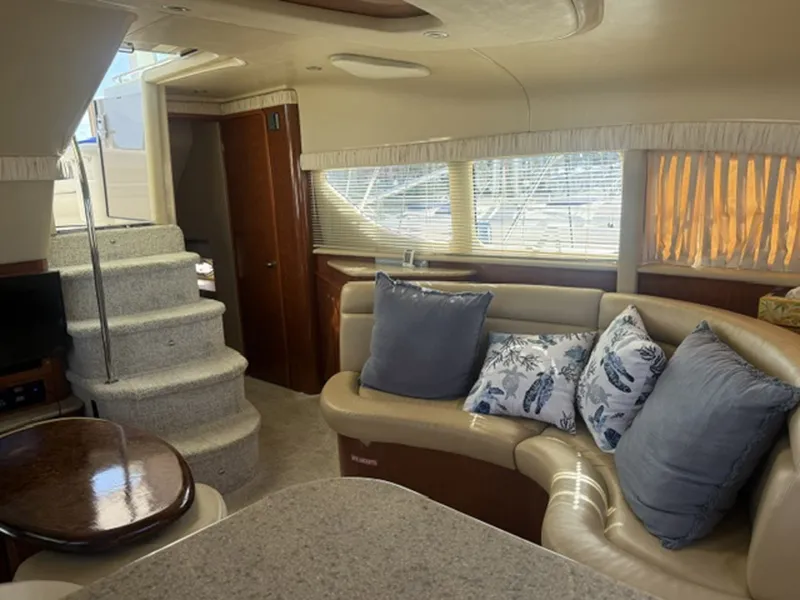 Slide: The Image of Sea Ray 390 Motor Yacht 2004 - 8144291