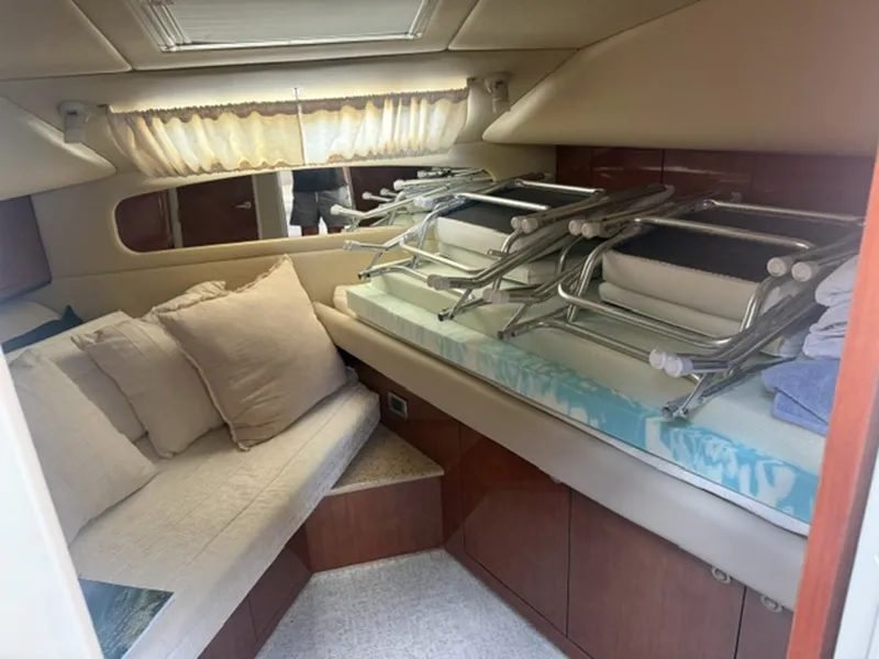 Slide: The Image of Sea Ray 390 Motor Yacht 2004 - 8144297