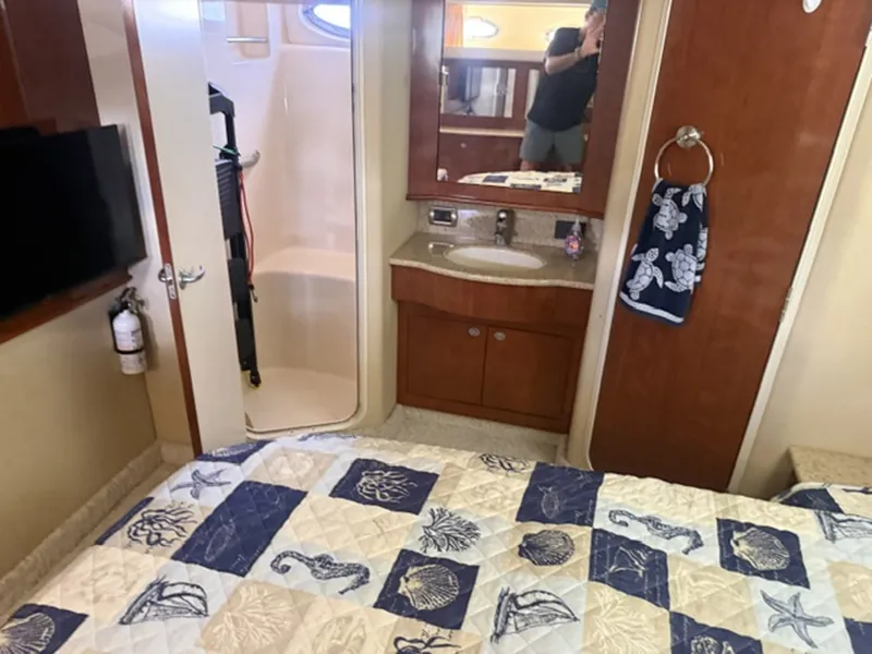 Slide: The Image of Sea Ray 390 Motor Yacht 2004 - 8144296