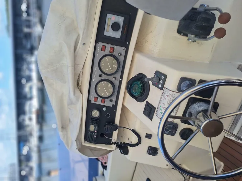 Slide: The Image of Birchwood 44TS Motor Yacht 1988 - 8144458