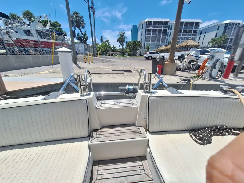 Slide: The Image of Birchwood 44TS Motor Yacht 1988 - 8144440