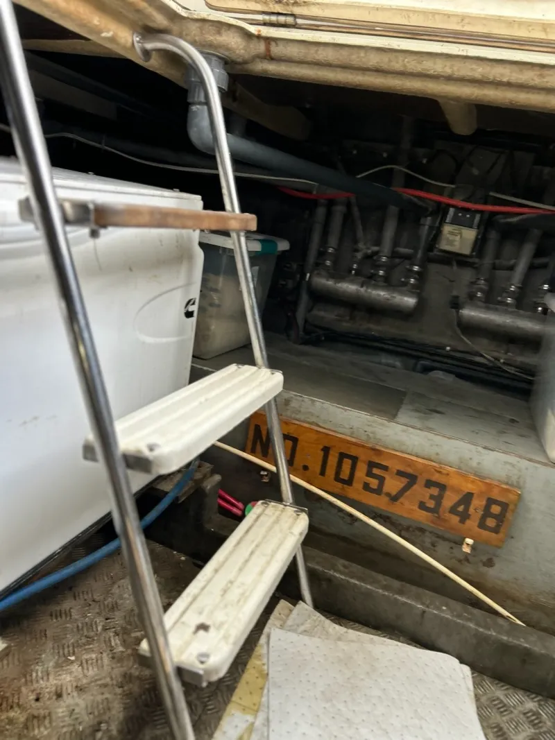 Slide: The Image of Birchwood 44TS Motor Yacht 1988 - 8145206