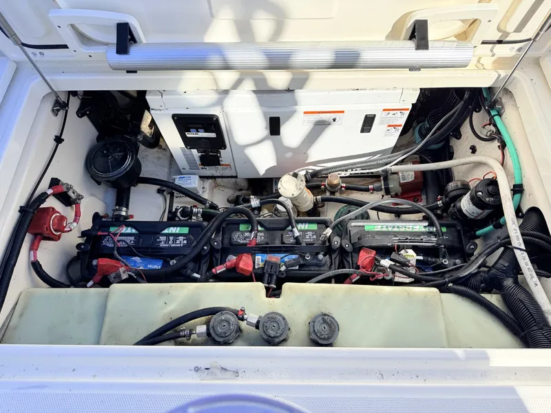 Slide: The Image of Boston Whaler 28 2012 - 8144861