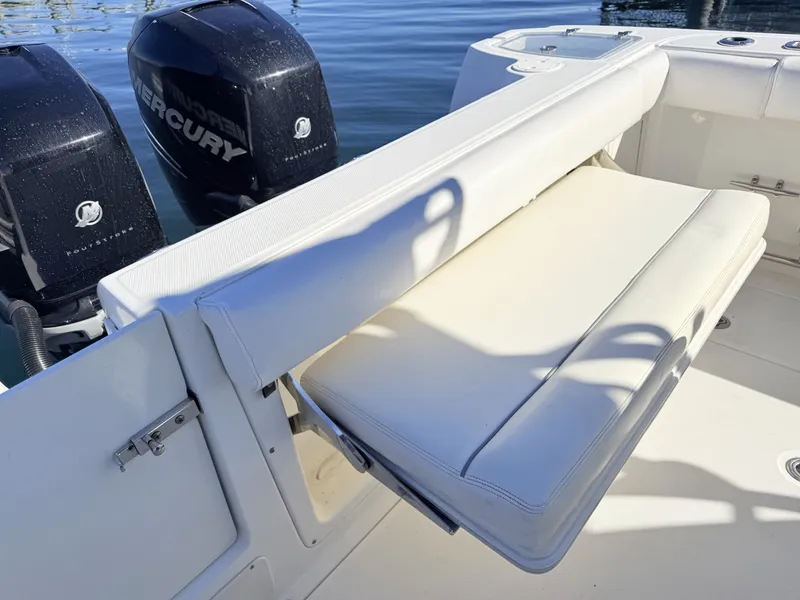 Slide: The Image of Boston Whaler 28 2012 - 8144539