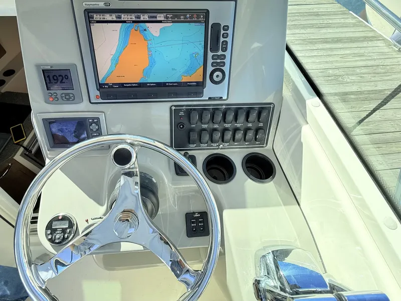 Slide: The Image of Boston Whaler 28 2012 - 8144775