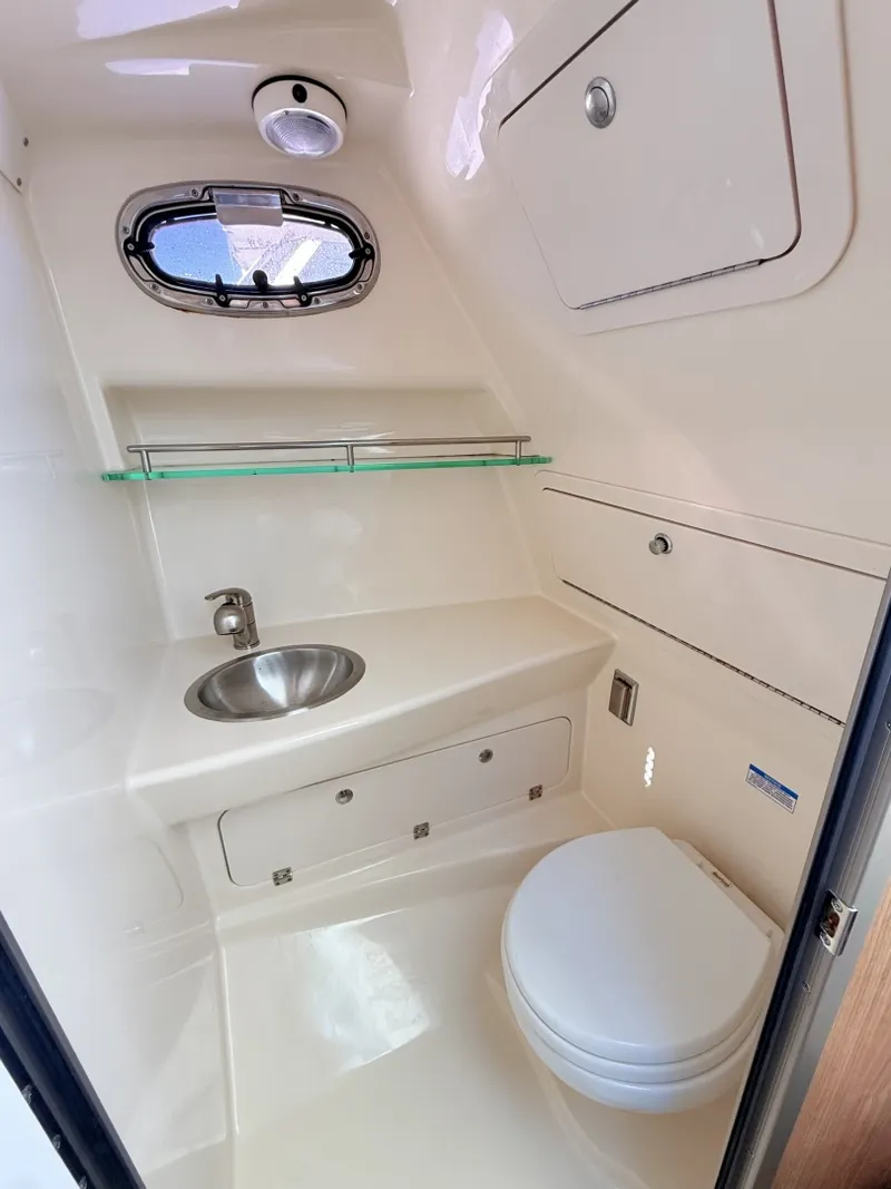 Slide: The Image of Boston Whaler 28 2012 - 8144855