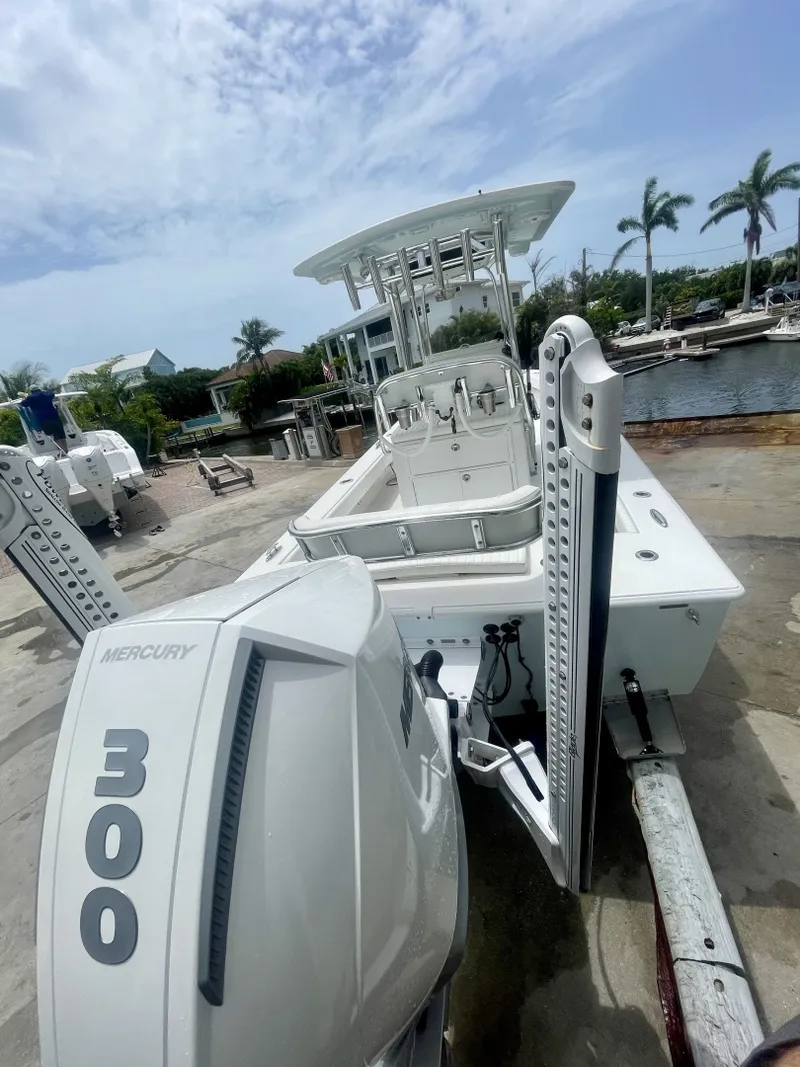 Slide: The Image of Dorado 25 FD 2022 - 8144897