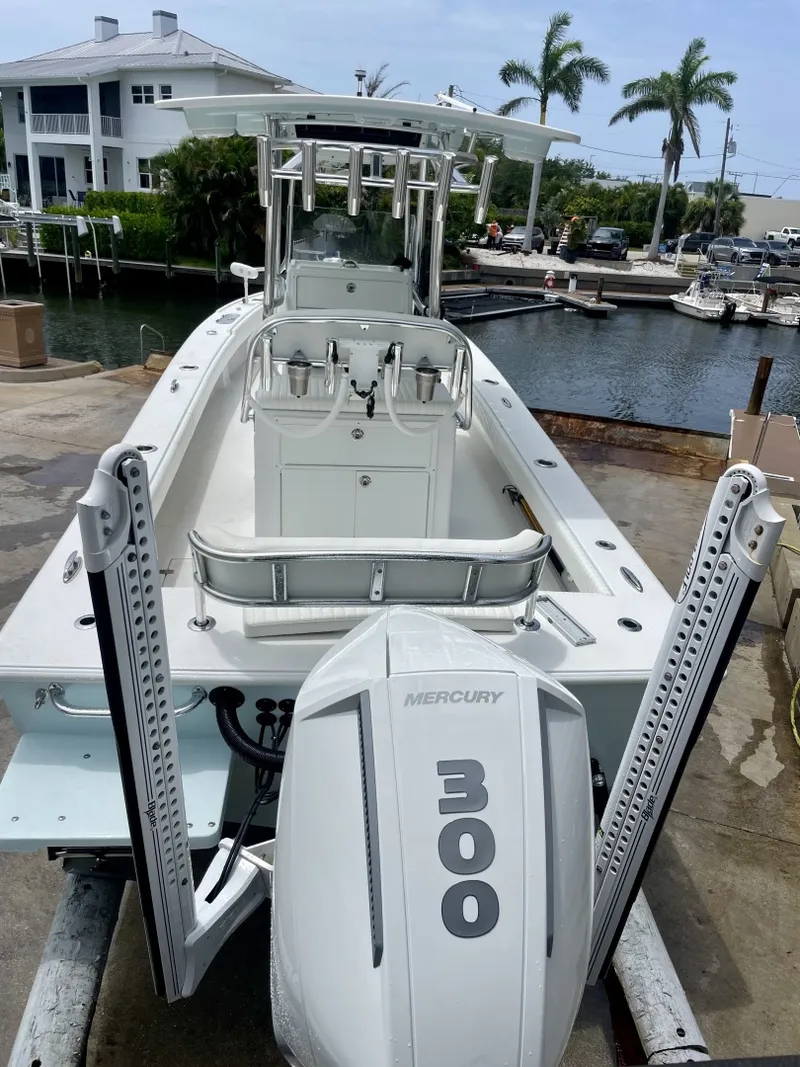 Slide: The Image of Dorado 25 FD 2022 - 8144896