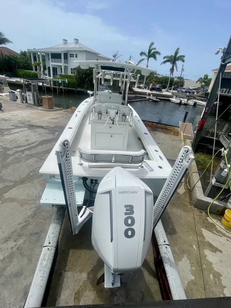 Slide: The Image of Dorado 25 FD 2022 - 8144895