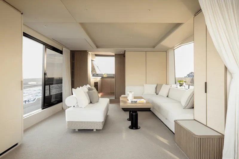 Slide: The Image of Azimut Seadeck 7 2027 - 8144882