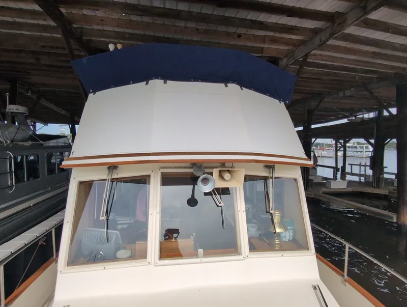 Slide: The Image of Grand Banks 36 Classic 1990 - 8145436