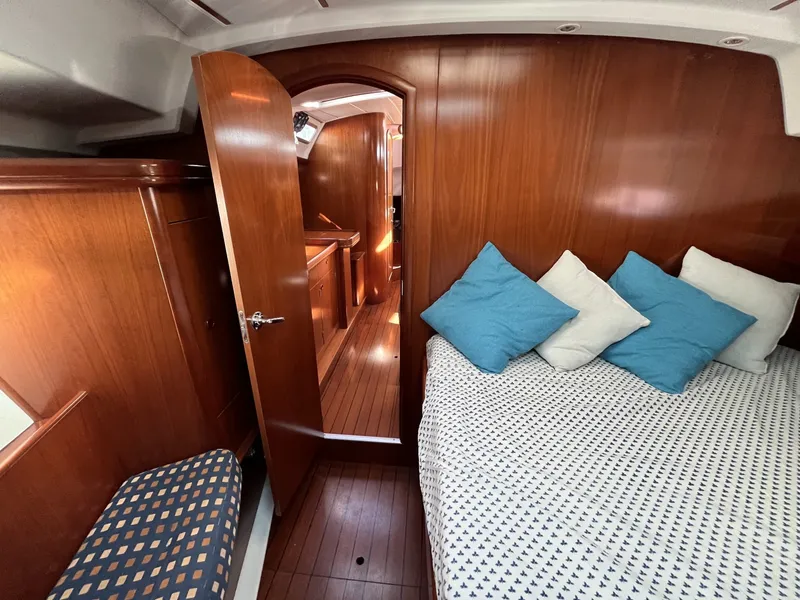 Slide: The Image of Beneteau Oceanis Clipper 393 2001 - 8145525