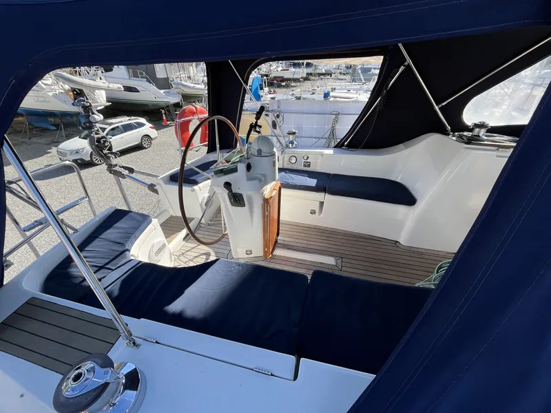 Slide: The Image of Beneteau Oceanis Clipper 393 2001 - 8145534
