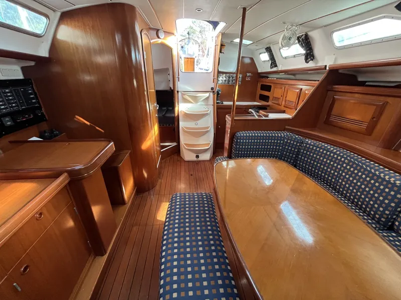 Slide: The Image of Beneteau Oceanis Clipper 393 2001 - 8145526