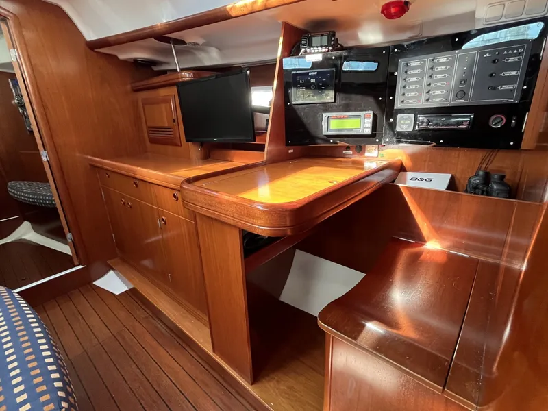 Slide: The Image of Beneteau Oceanis Clipper 393 2001 - 8145517