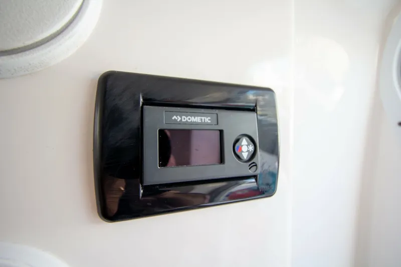 Slide: The Image of Sea Fox 328 Commander 2019 - 8150035