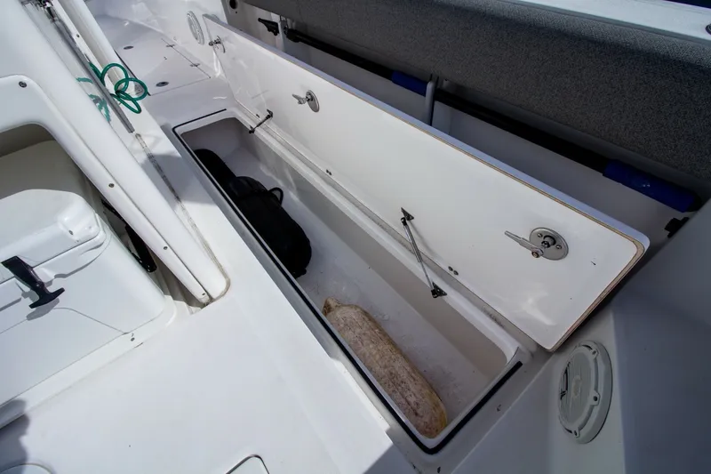 Slide: The Image of Sea Fox 328 Commander 2019 - 8150112