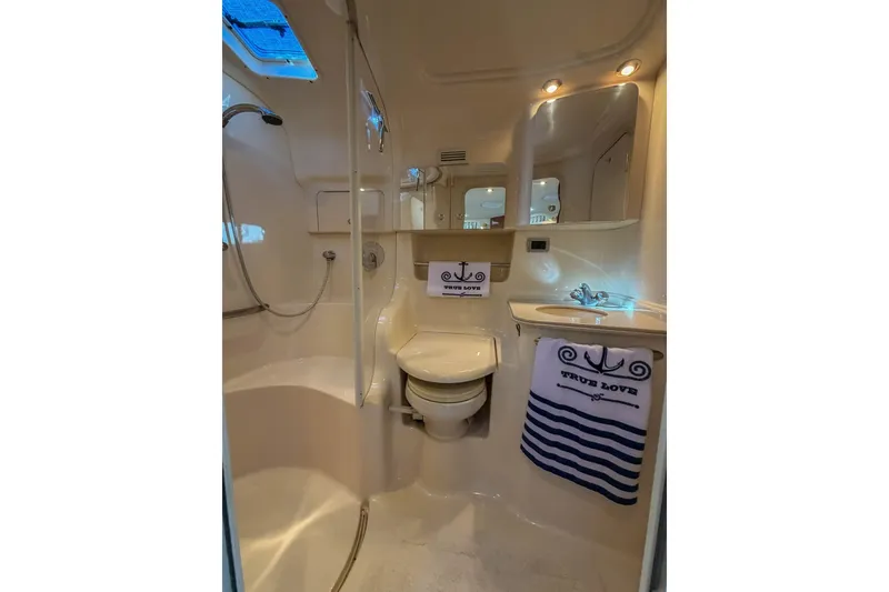 Slide: The Image of Sea Ray 410 Sundancer 2003 - 8149902