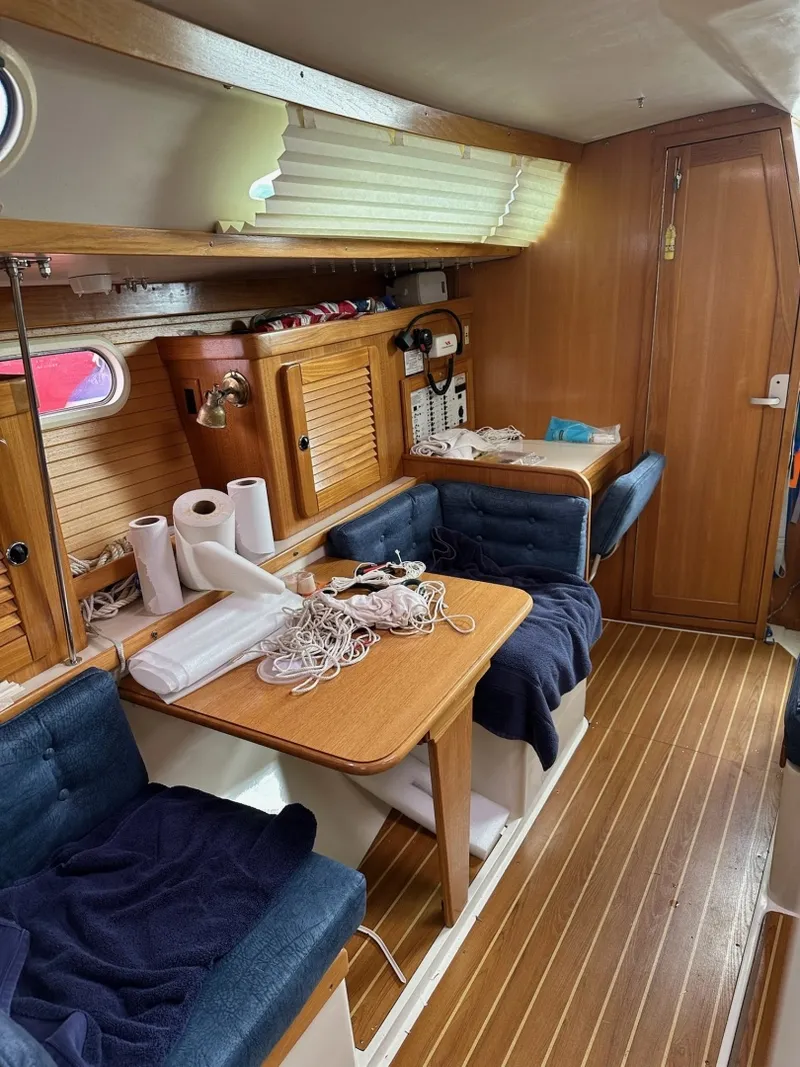 Slide: The Image of Catalina 36 mkII 2004 - 8151205