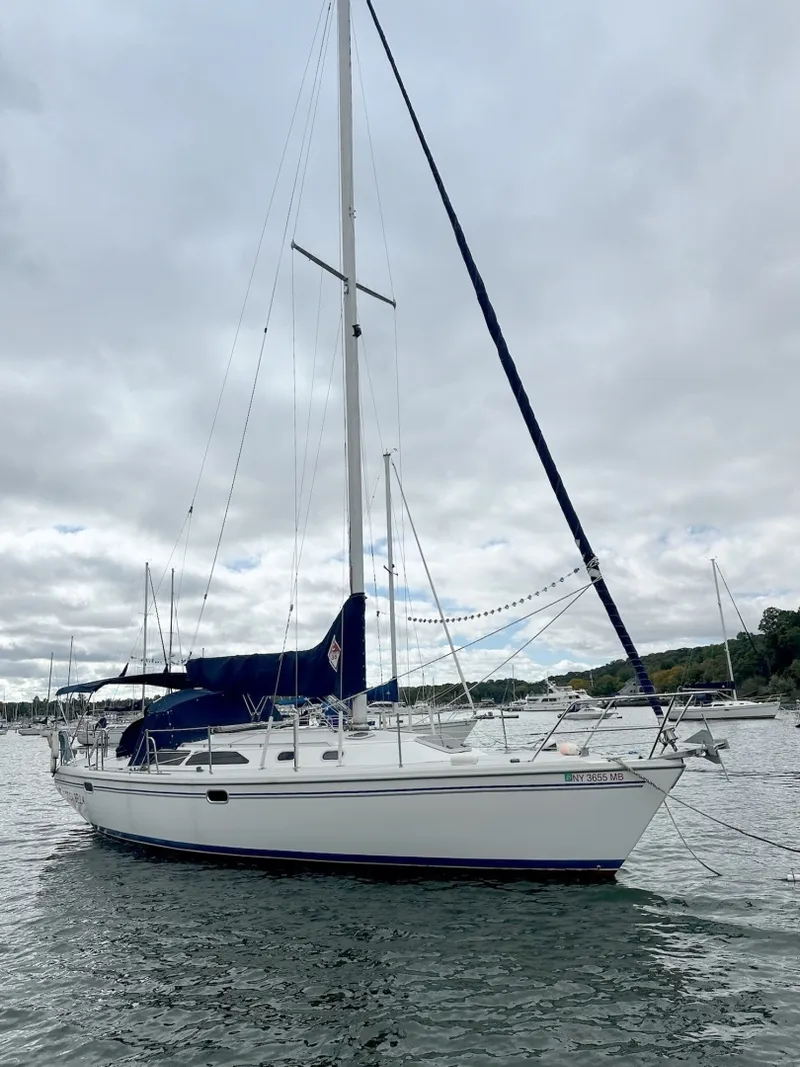 Slide: The Image of Catalina 36 mkII 2004 - 8151179