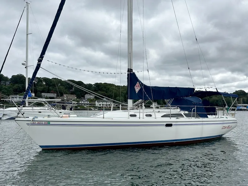 Slide: The Image of Catalina 36 mkII 2004 - 8151181