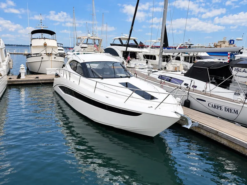 The Image of Galeon 385 HTS 2017 - 8151227
