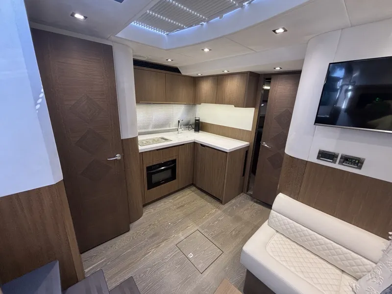Slide: The Image of Galeon 485 HTS 2019 - 8151289