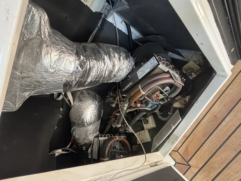 Slide: The Image of Galeon 485 HTS 2019 - 8151260