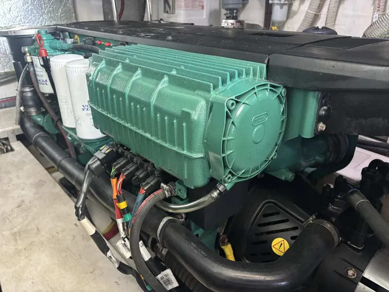 Slide: The Image of Galeon 485 HTS 2019 - 8232373