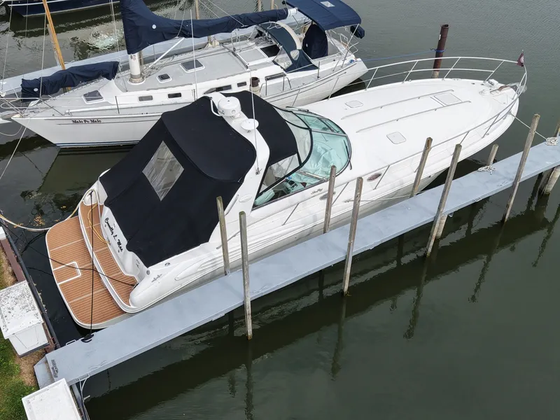 Slide: The Image of Sea Ray 400 Sundancer 1997 - 8151827