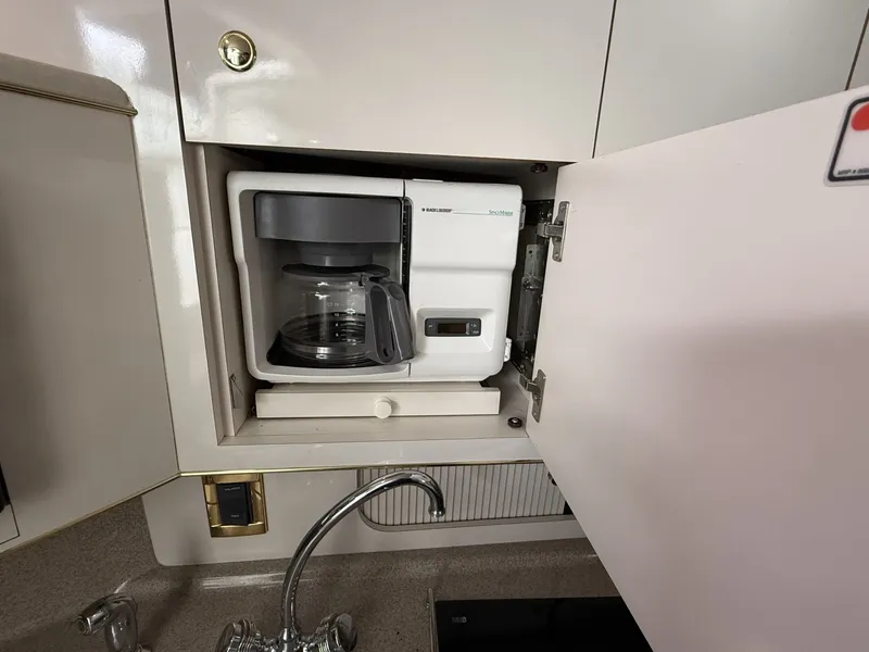 Slide: The Image of Sea Ray 400 Sundancer 1997 - 8151933