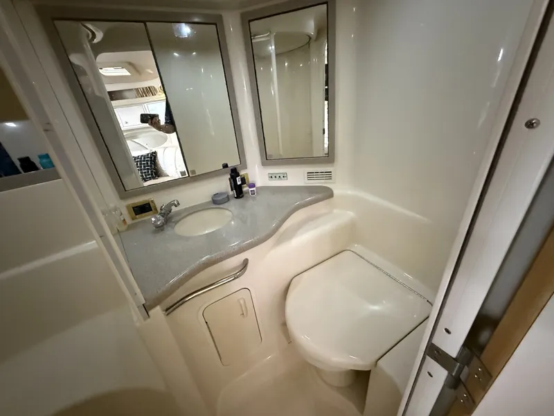 Slide: The Image of Sea Ray 400 Sundancer 1997 - 8151944
