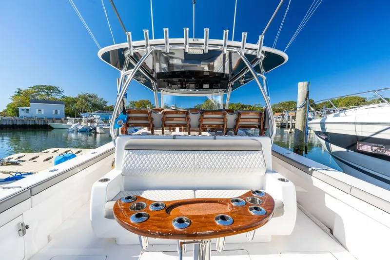 Slide: The Image of Valhalla Boatworks V-46 2022 - 8152012