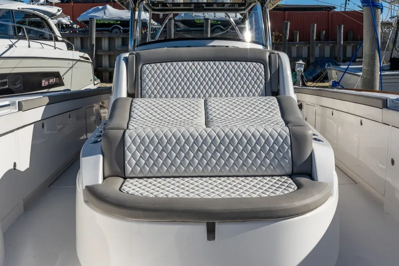 Slide: The Image of Valhalla Boatworks V-46 2022 - 8151998